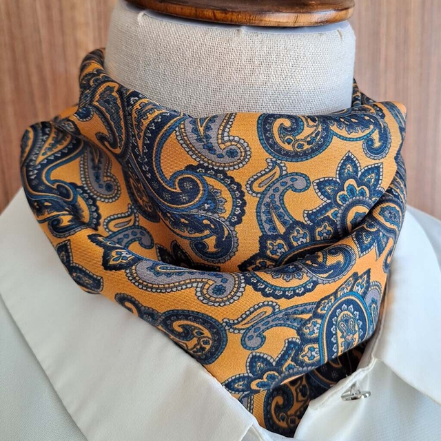 Foulard en soie à impression numérique personnalisé pour femmes et hommes