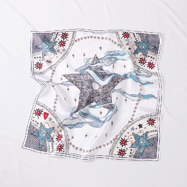 Petit foulard carré d'art nordique, foulard de voyage en soie de mûrier pour femmes