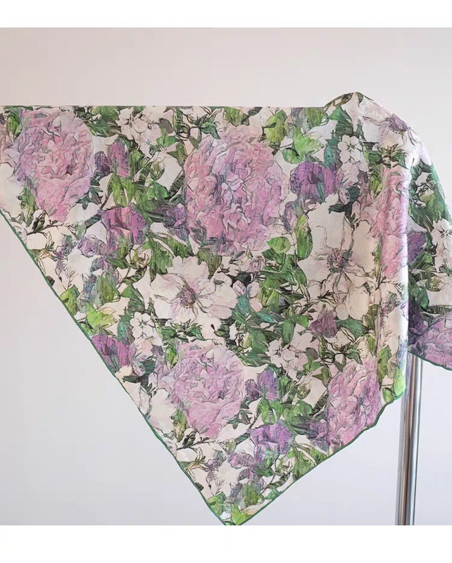 Écharpe 100% soie de mûrier de style floral de jardin sur mesure