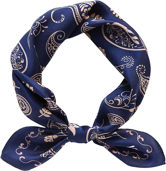  Foulard et cou en soie - Enveloppements de cheveux