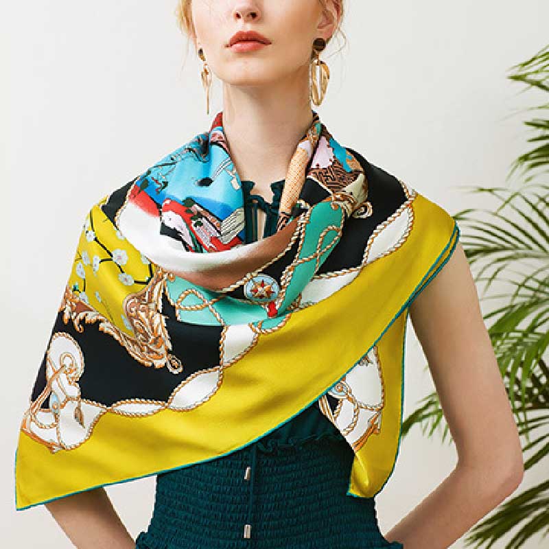 Foulard en soie personnalisé basé sur le design que vous fournissez