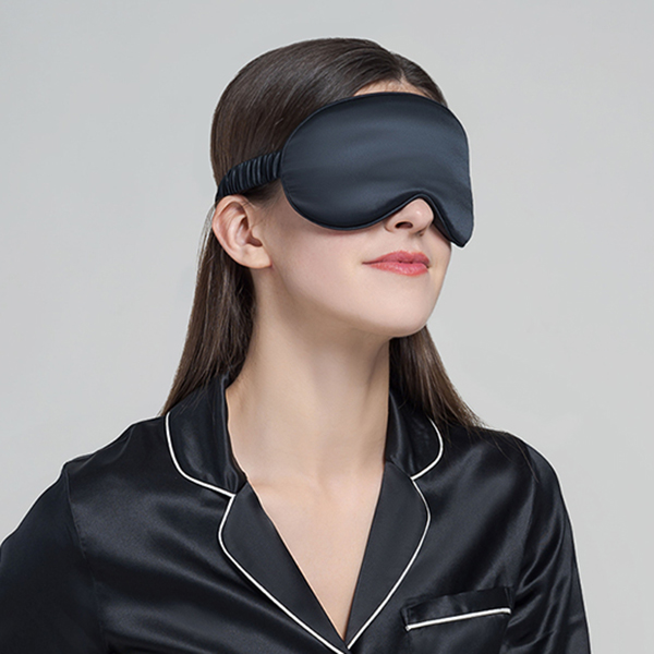 Masque pour les yeux stéréo 3D en pure soie de mûrier pour dormir